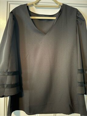 BLENCOT Womens 3/4 Bell Sleeve Fashion V Neck Lace Blouse